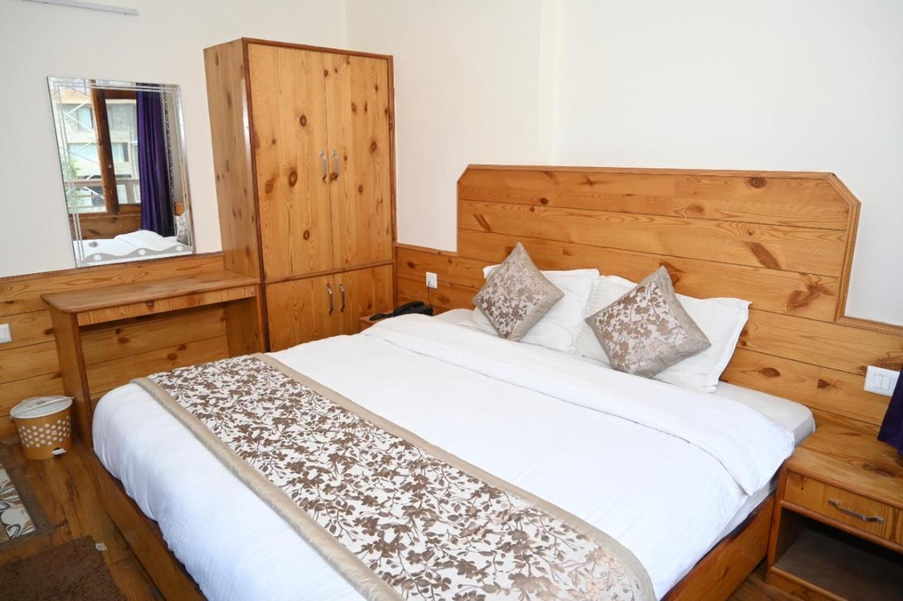 Hotel Nirmal Chhaya Manāli Extérieur photo