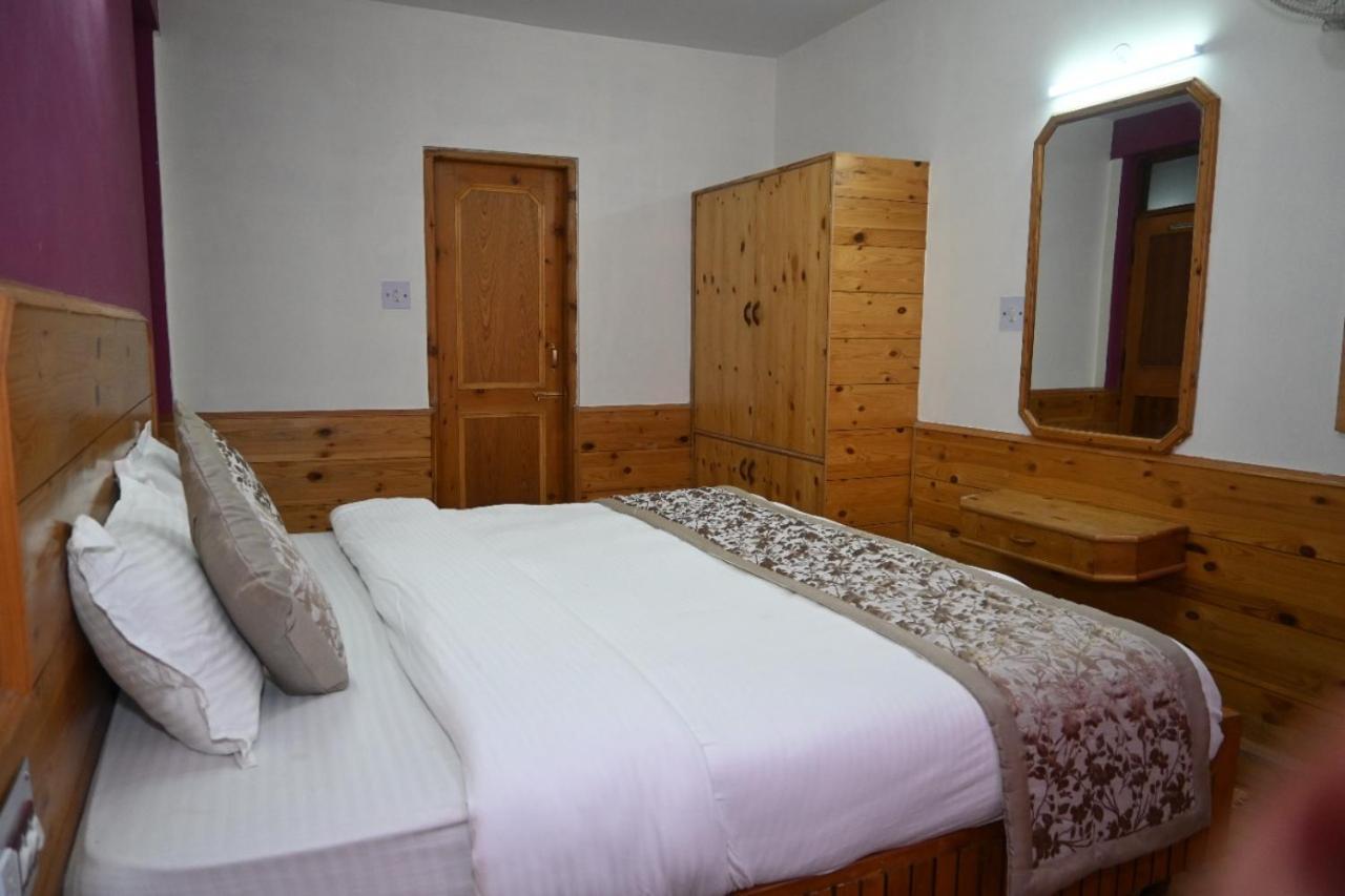 Hotel Nirmal Chhaya Manāli Extérieur photo