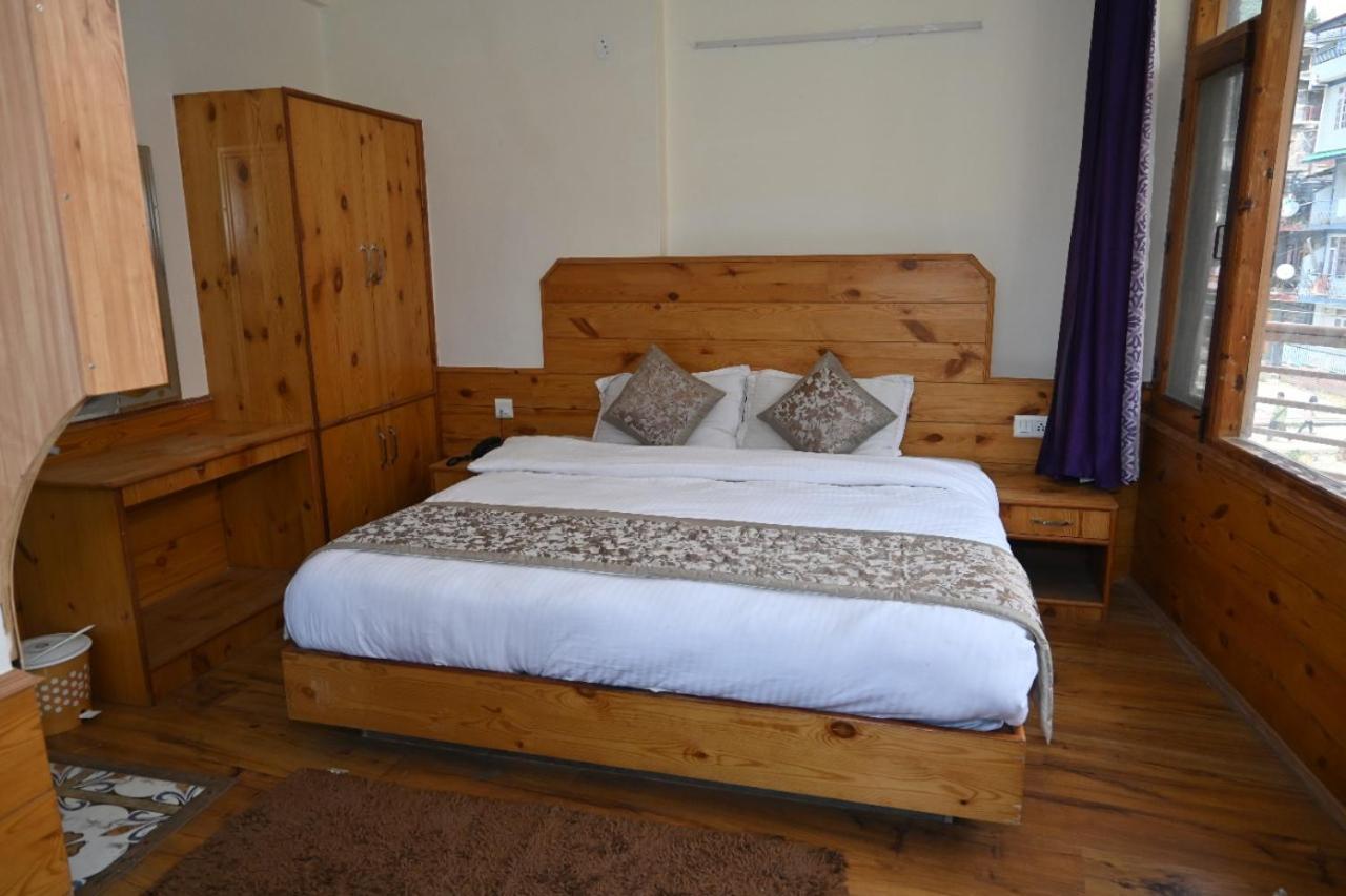 Hotel Nirmal Chhaya Manāli Extérieur photo