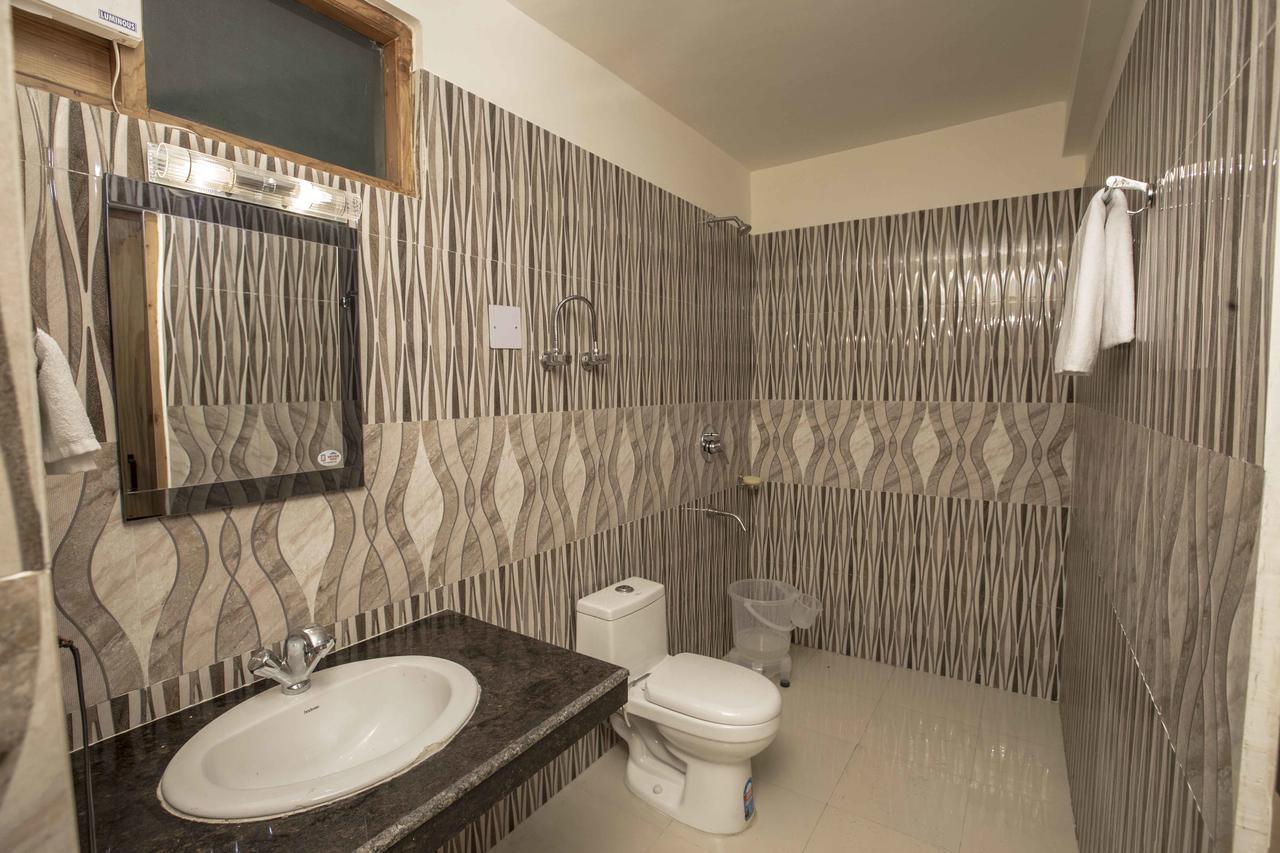 Hotel Nirmal Chhaya Manāli Extérieur photo