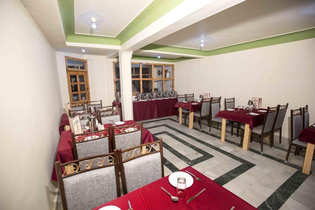 Hotel Nirmal Chhaya Manāli Extérieur photo